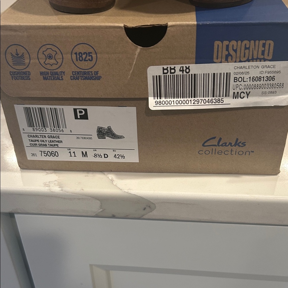 Clarks Charleton Grace Ankle Boots - Tan